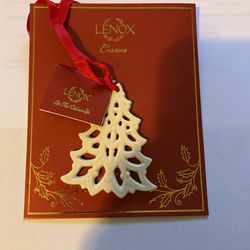 Lenox Collectible Charm. NEW. Pick Up Dysart Road And Thunderbird.