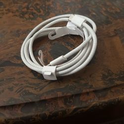 Brand New Apple Cable Braided 