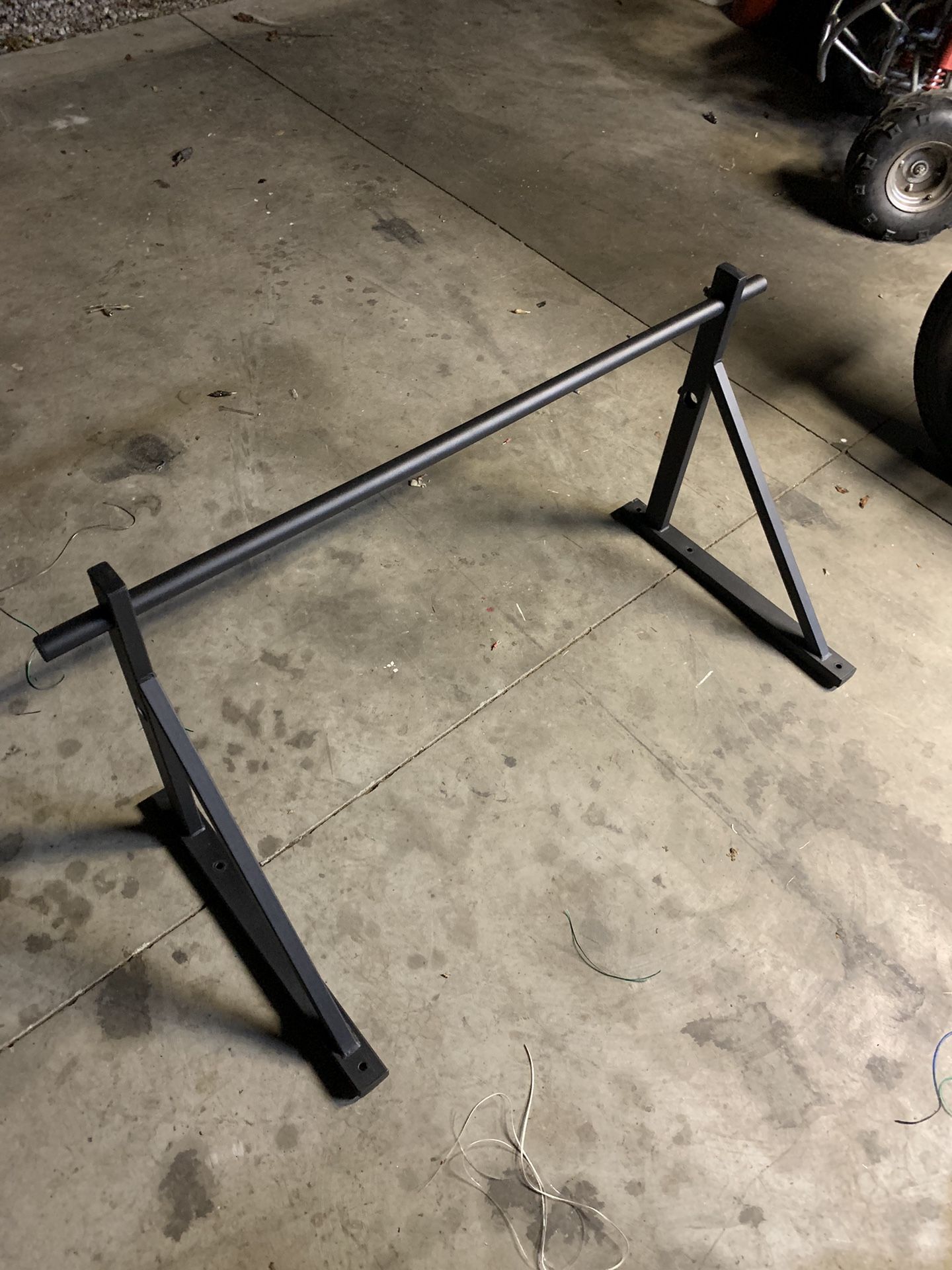 wall mount pull up bar 