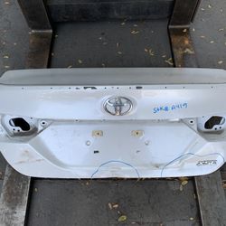 2018-2022 TOYOTA CAMRY TRUNK LID SHELL