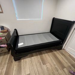 Free twin size box spring