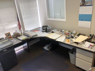 Top quality office desks tables