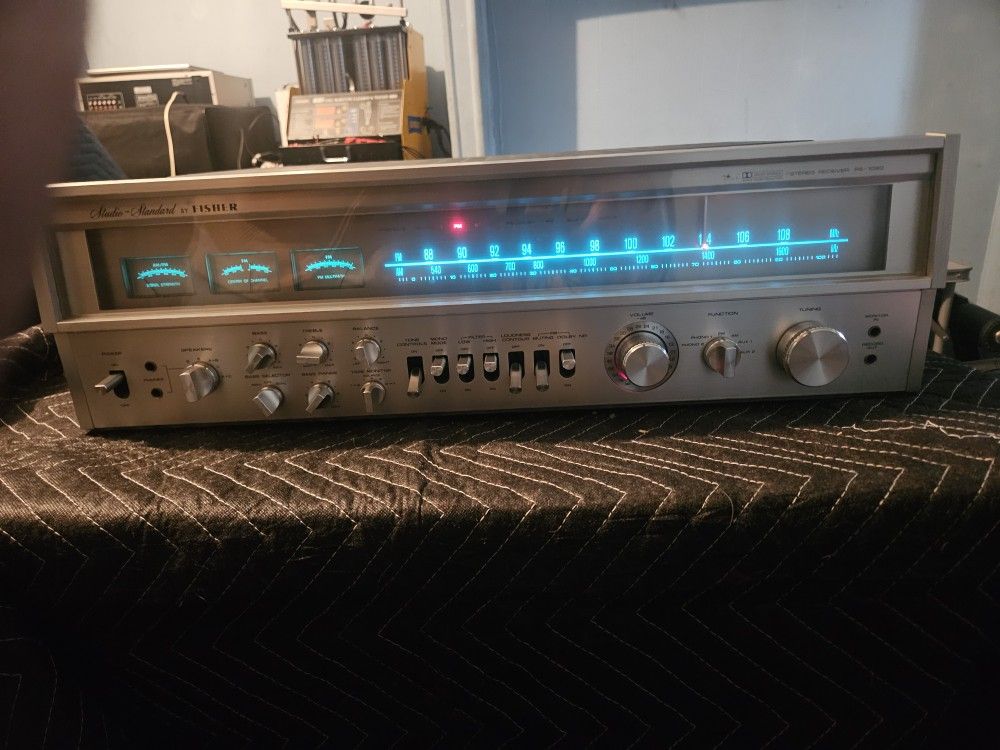 FISHER RS 1080 MONSTER STEREO RECEIVER