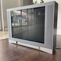 Model 24AF43 Toshiba Color TV CRT Made In 2003 Perfect For Retro Gaming 