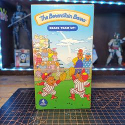 2004 The Berenstain Bears VHS Video Bears Team Up NOS Factory Sealed