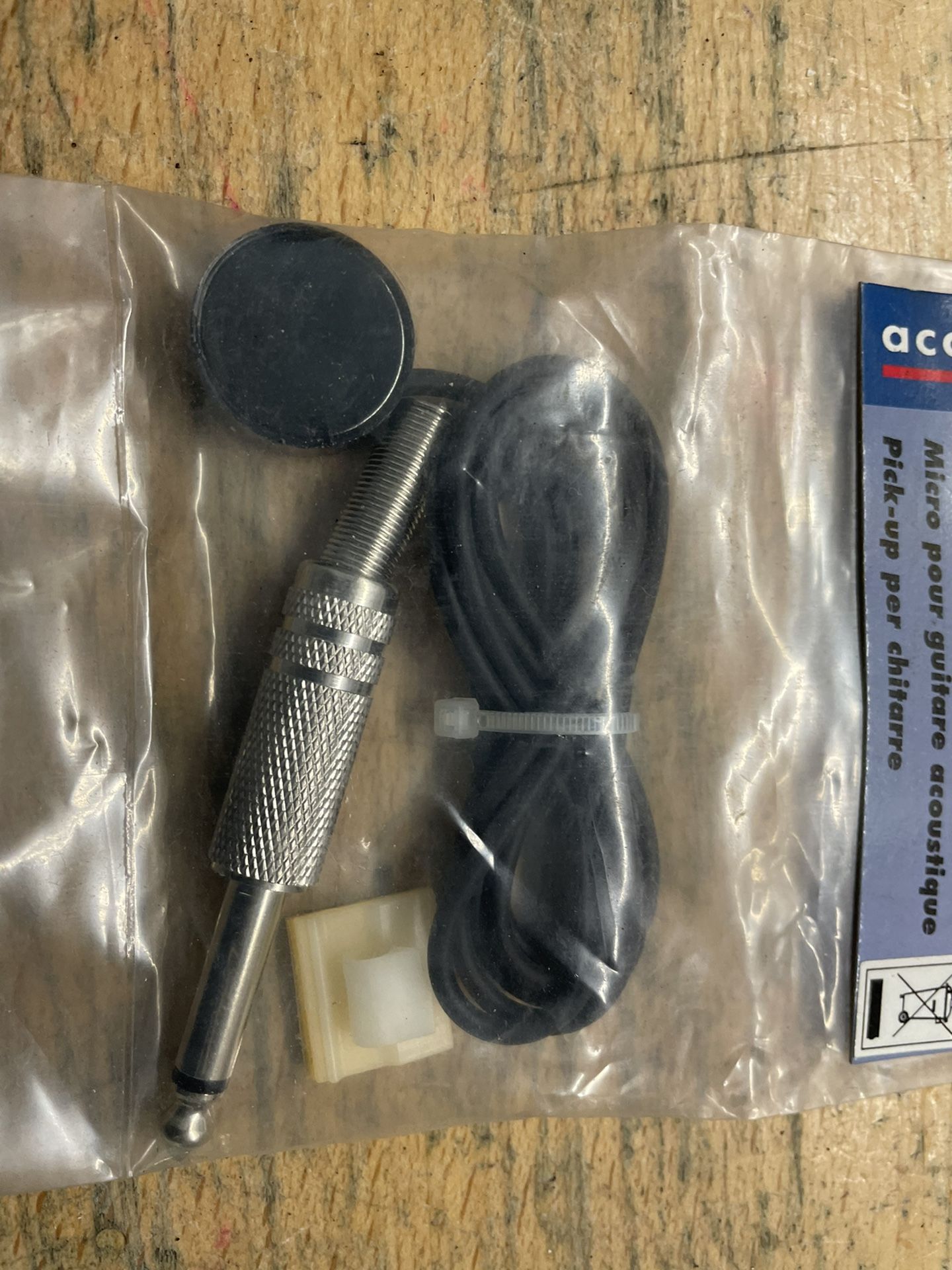 Guitar pick up kit my monacor