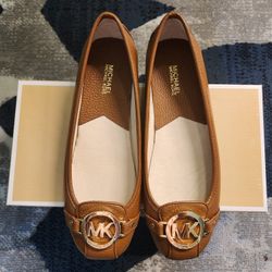 Michael Kors Flats
