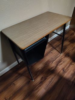 Work Desk