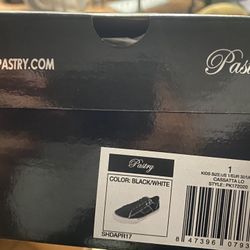 Brand New PASTRY Shoes Size 1W - $30