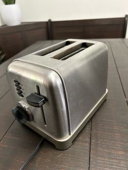 Cuisinart Stainless Steel 2-Slice Toaster