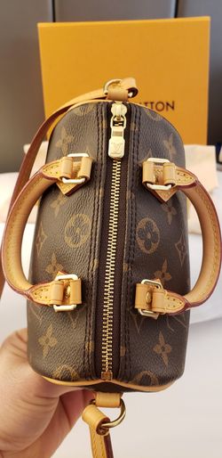 nano speedy crossbody