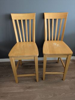 2 counter height bar stools