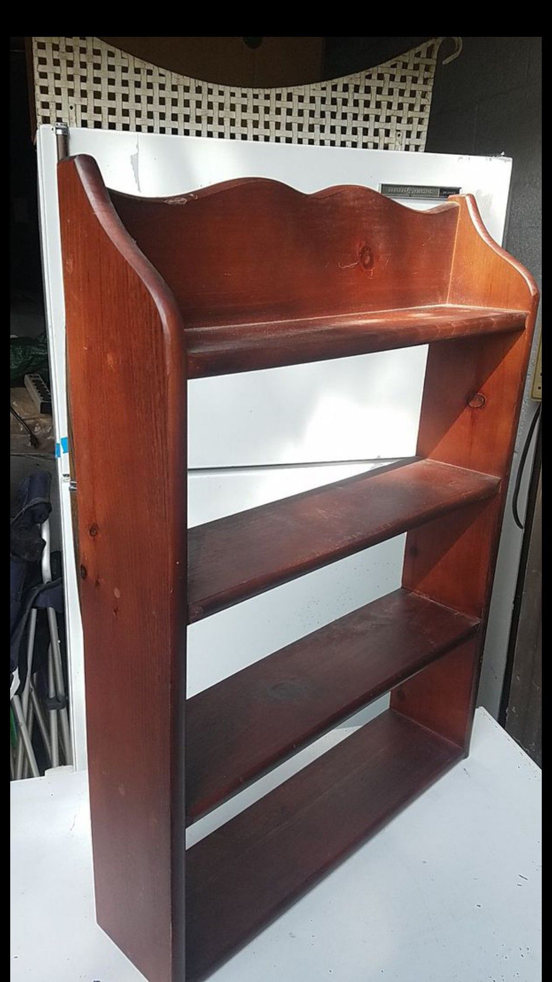 Small wooden Shelf