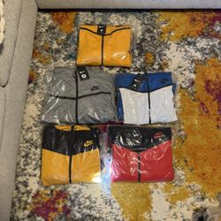 Size Small Nike Tech Sets Brand New