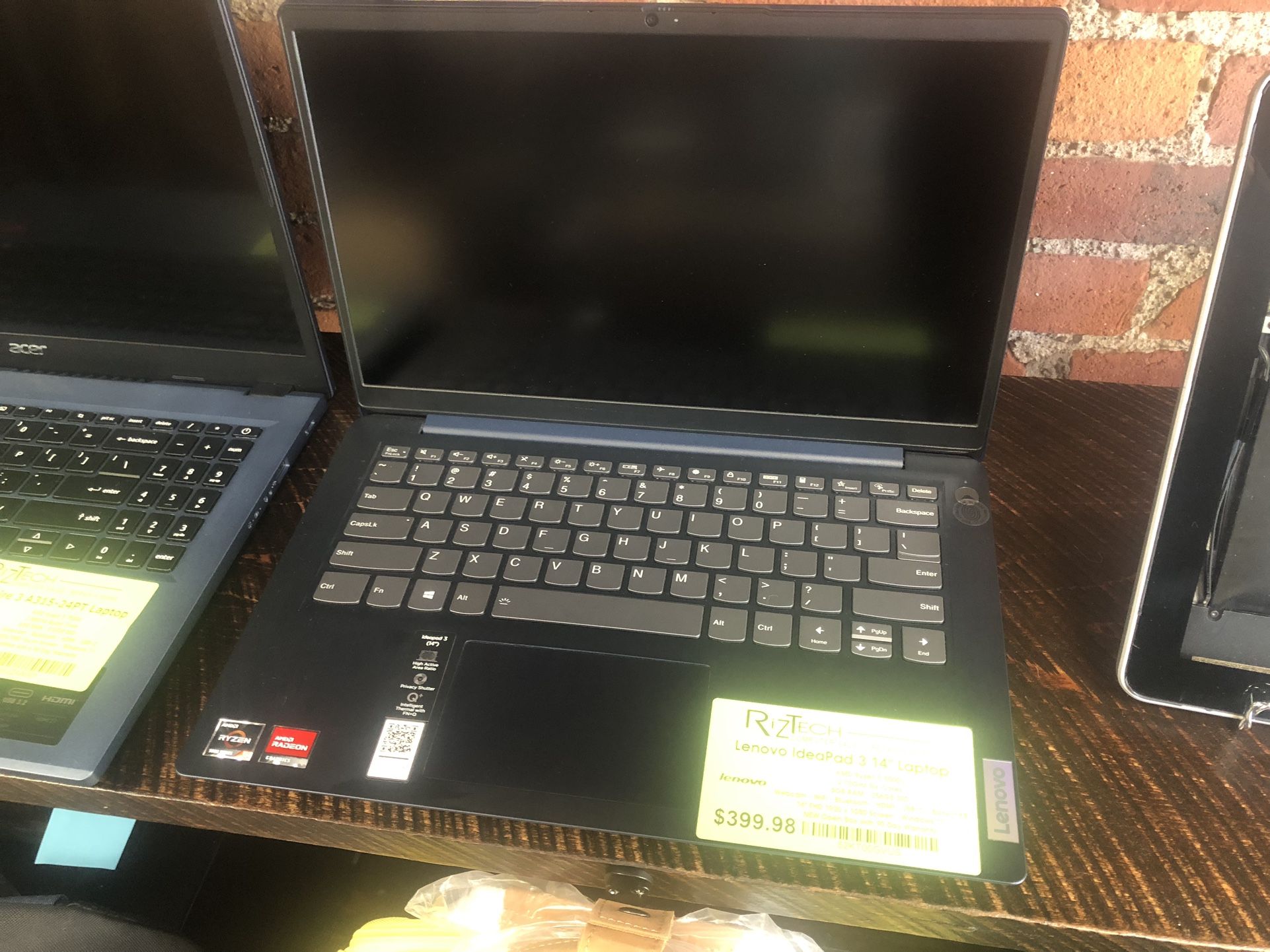 Lenovo IdeaPad 3 14" Laptop
