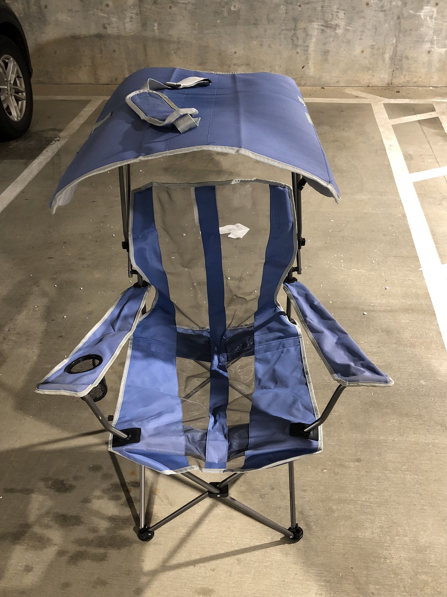 Outdoor / Indoor Folding Chair - Like New