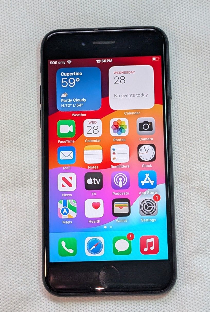 EXCELLENT CONDITION APPLE iPhone SE 3 3rd edition 5G 64GB FOR STRAIGHT TALK NETWORK