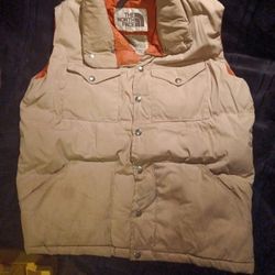 The North Face Puffer Vest 