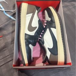 Travis Scott Jordan 1 Low