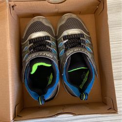 Sketchers Shoes Boy, Size 9