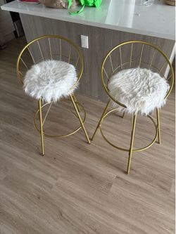 Barstool