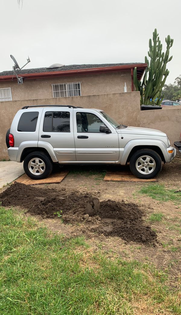 2004 Jeep Liberty v6 2 week drive for Sale in San Diego, CA - OfferUp