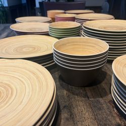 Brand New Melamine Dishes Great For Air B’n’B