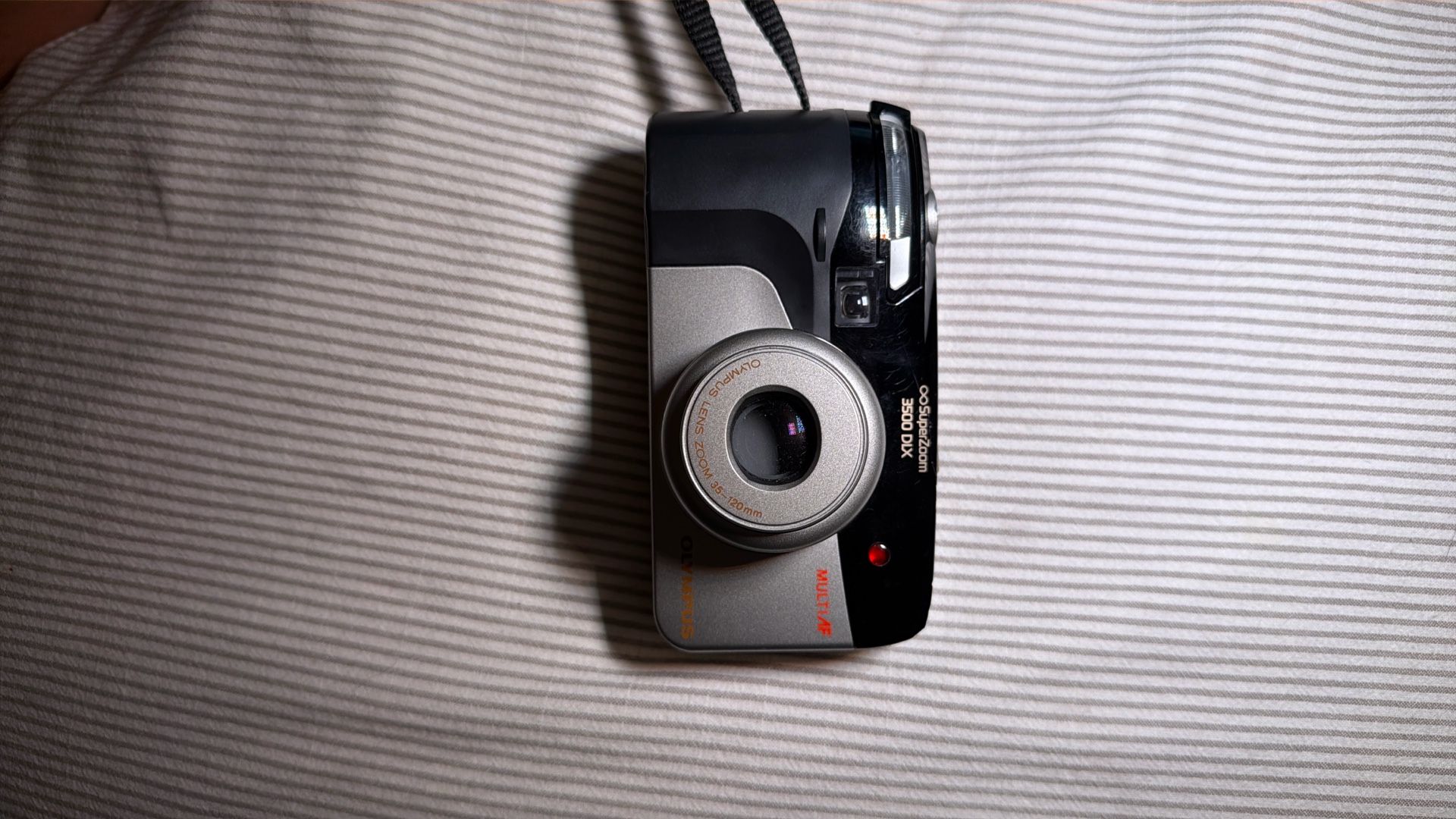 Olympus SuperZoom 3500 DLX Film Camera