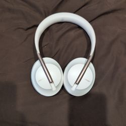 Bose Noise Cancellation Headphones 700