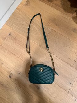 Tory Burch Kira Chevron Small Camera Bag – Malachite Green