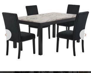 Marble+table+&+for+chairs