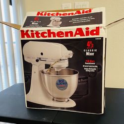 KitchenAid 4 1/2 quart classic mixer model K4SS