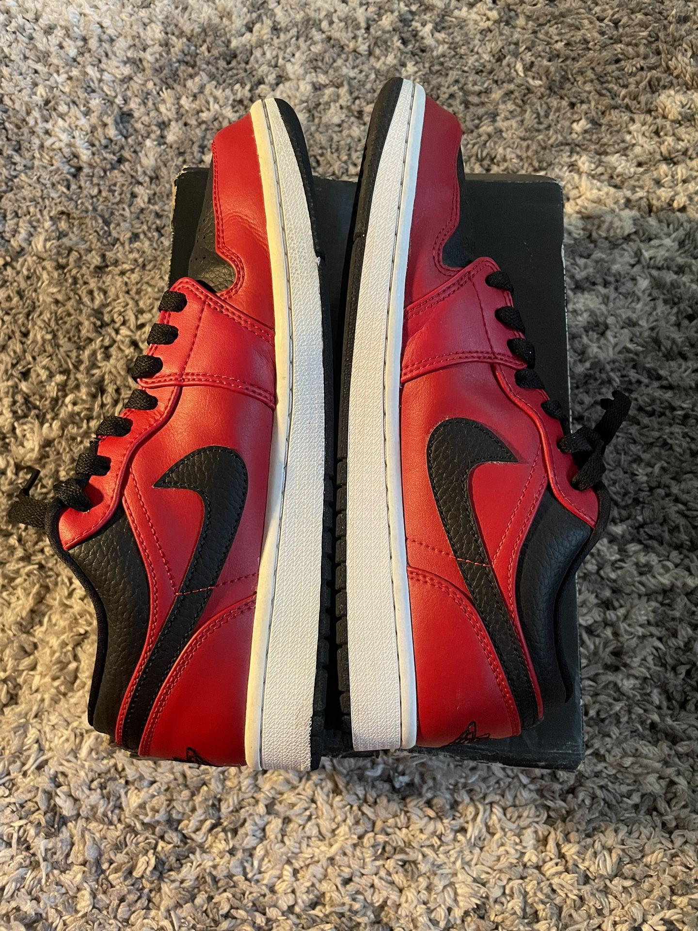 Air Jordan 1 Low ‘Varsity Red’