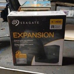 External Hard Drive 4tb NEW