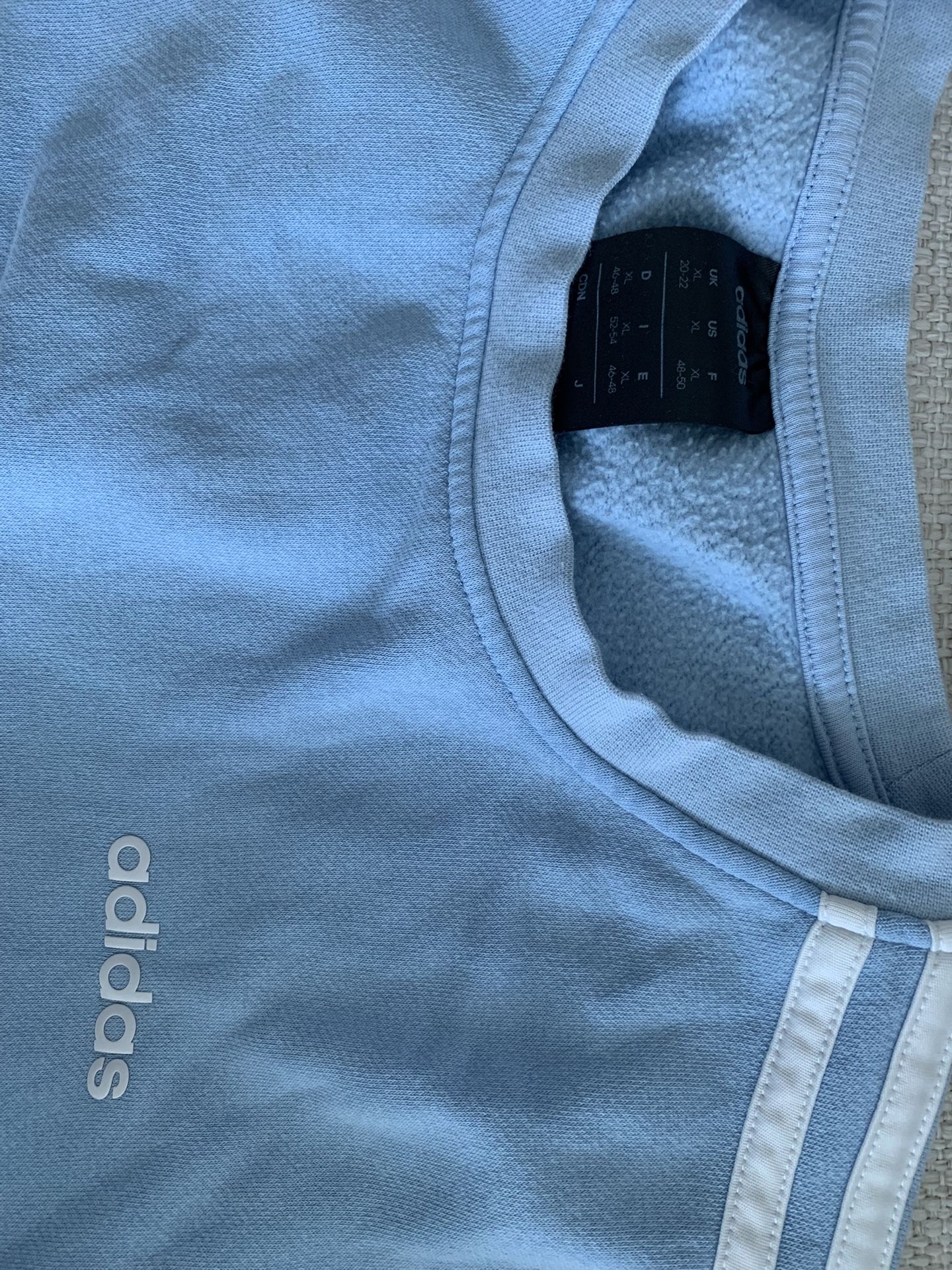 adidas Crewneck