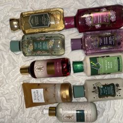 Bath and Body Works  (Brand New)