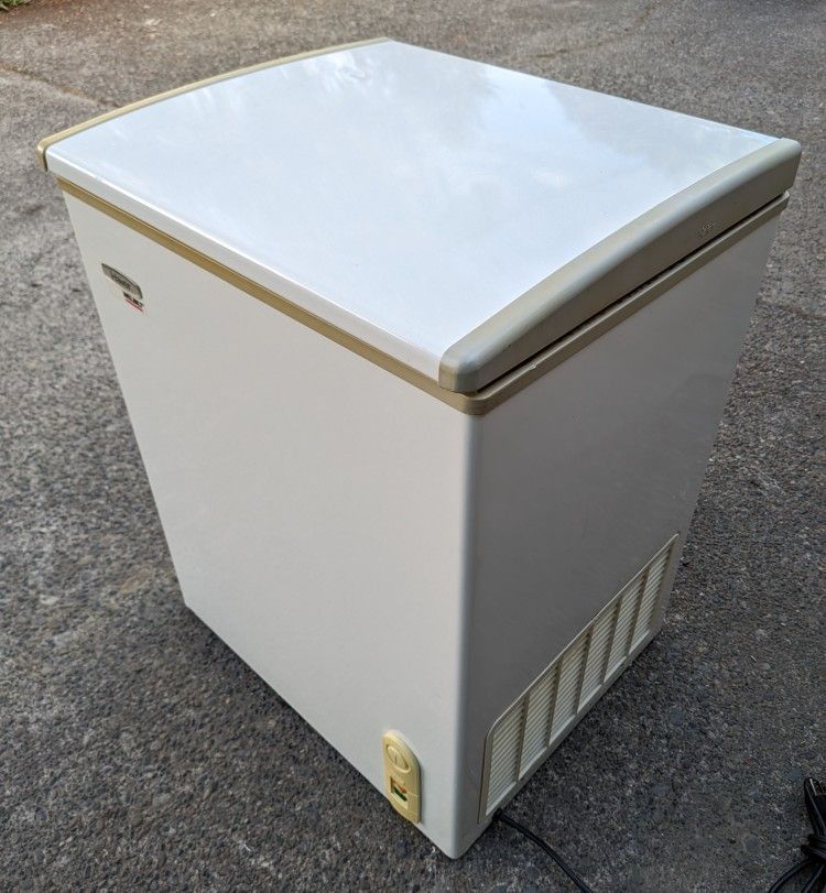 Haier BD-101G Chest Freezer