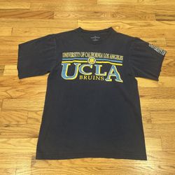 Vintage UCLA Bruins sportswear t-shirt in blue and yellow Size small  