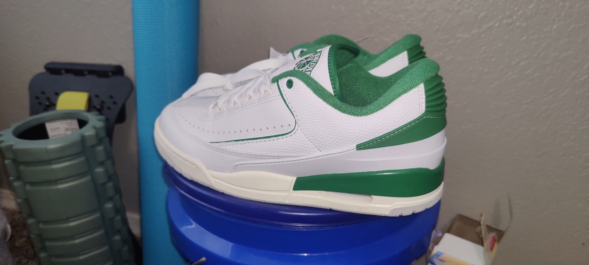 Jordan 2/3 8.5M White/Pine Green New *No Box*