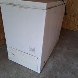 Chest Freezer 