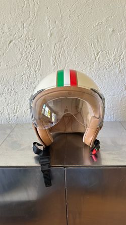 Saxon scooter helmet