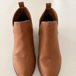 Women’s brown ankle Boot