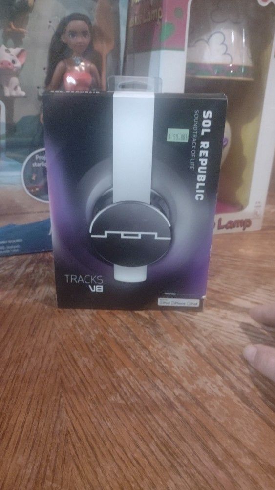NIB Sol Republic Soundtrack Of Life Indestructible Headphones