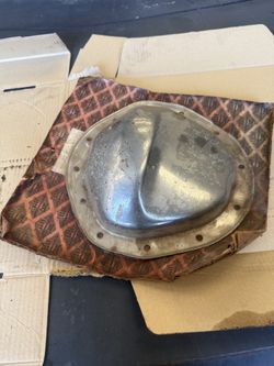 New 1967/81 Chevy Truck Differential Cover 12 Bolt