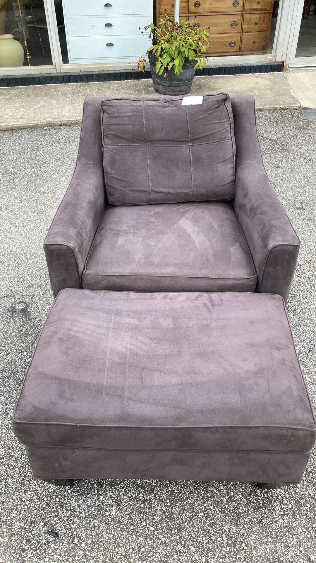 Gray Microfiber Chair W/Ottoman