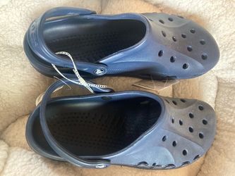New Crocs men’s size 13