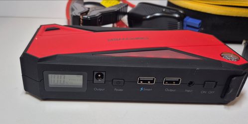 DBPOWER portable car jump starter kit