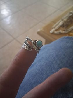 Silver feather turquoise ring