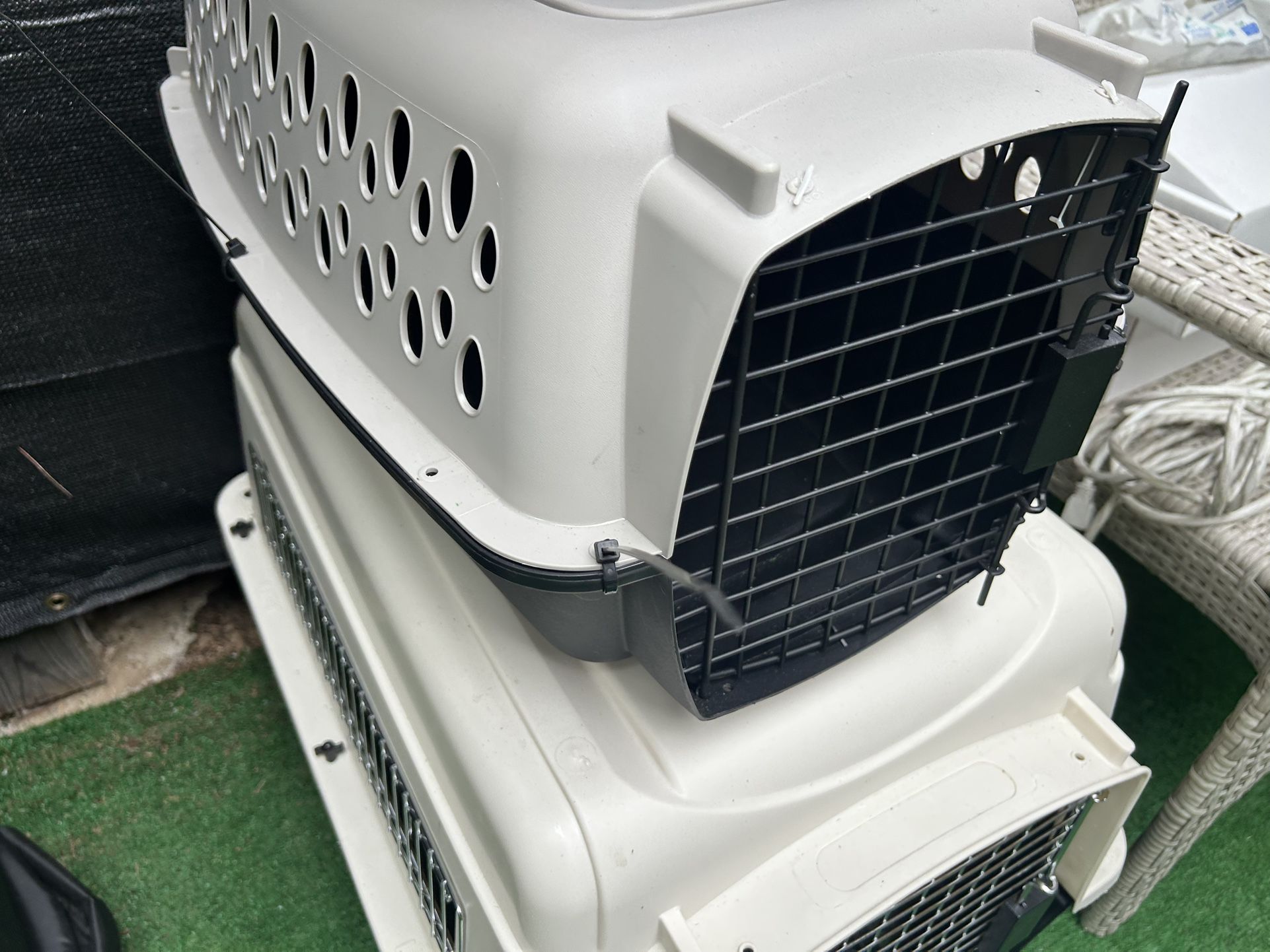 Medium Size Dog Crate