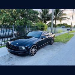2005 Ford Mustang